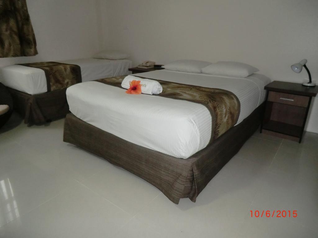 Grand Melanesian Hotel Nadi Esterno foto