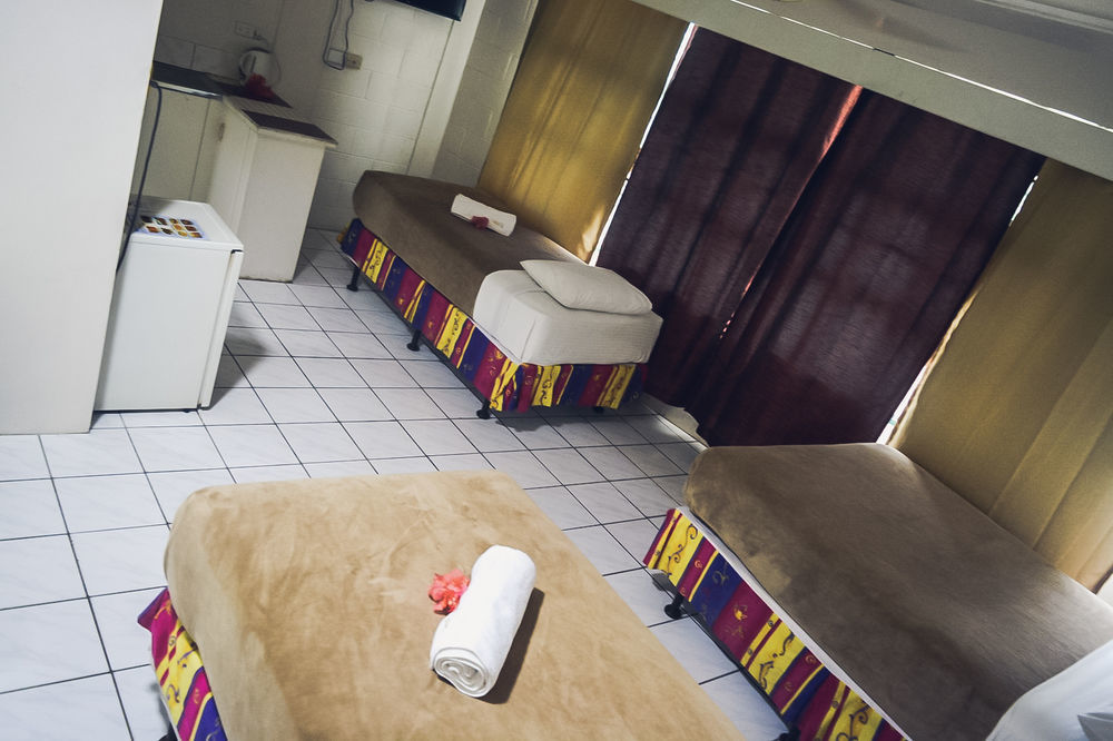 Grand Melanesian Hotel Nadi Esterno foto