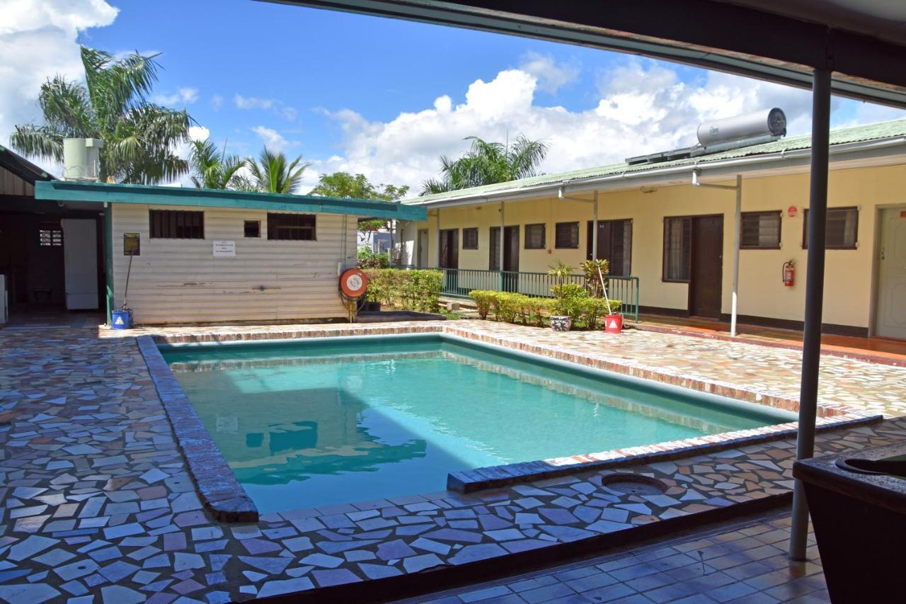 Grand Melanesian Hotel Nadi Esterno foto