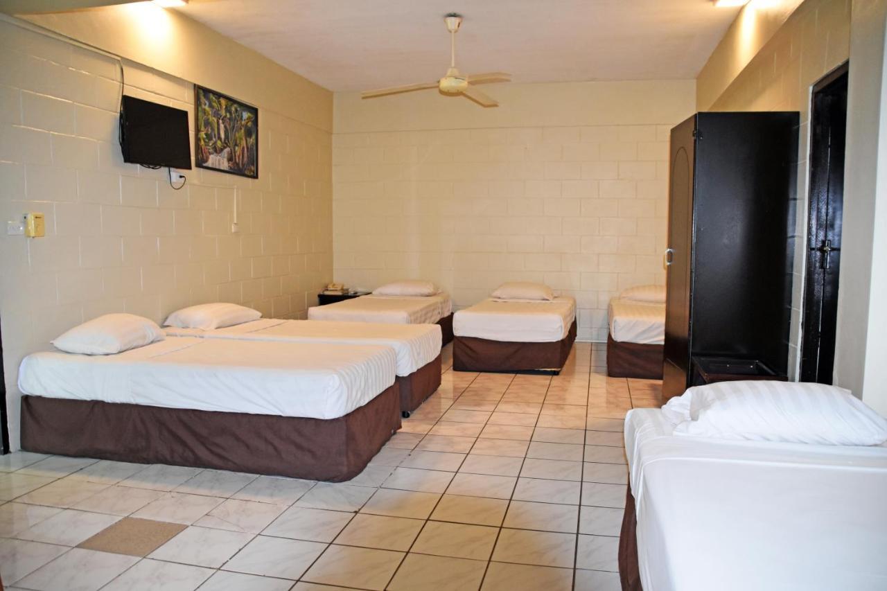 Grand Melanesian Hotel Nadi Esterno foto